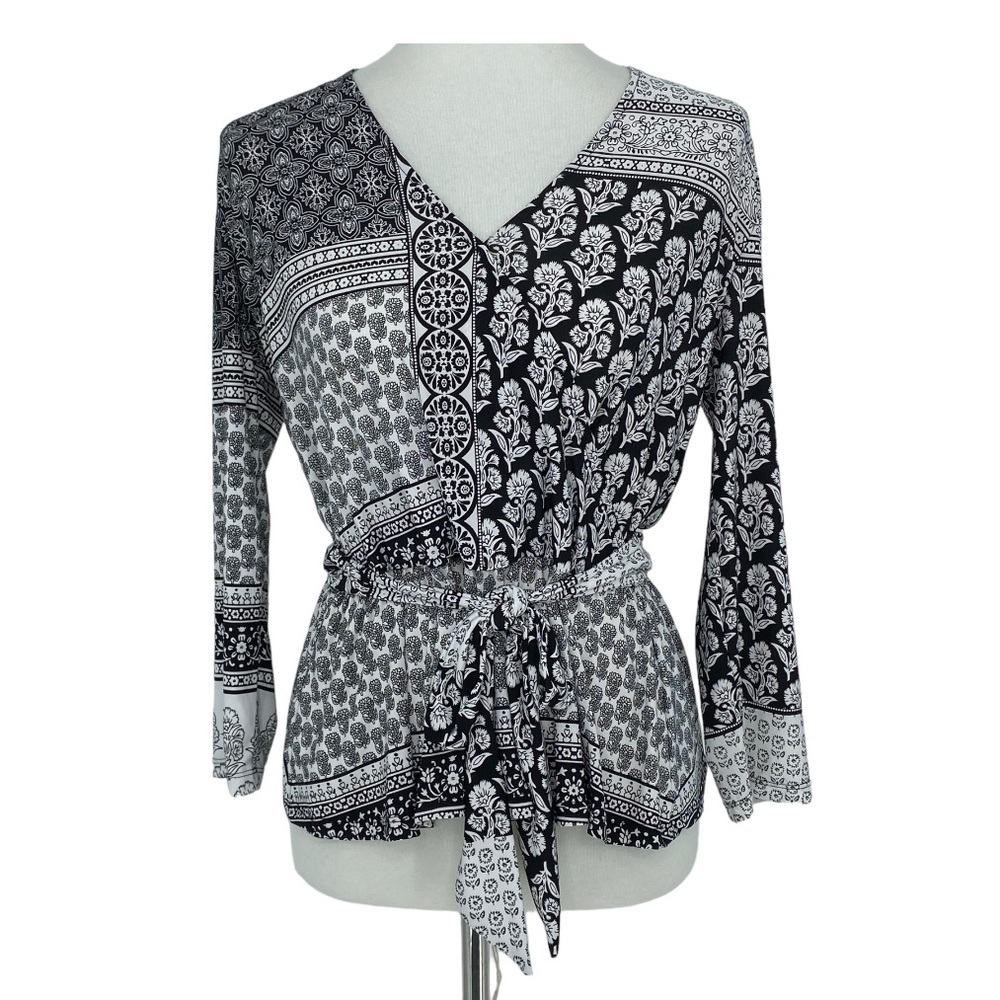 INC INTERNATIONAL CONCEPTS Black & White floral patchwork crossbody belted top